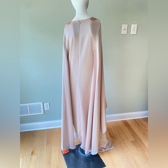$980 TERI JON BY RICKIE FREEMAN Satin Maxi Dress In Blush. Size 10 - Picture 11 of 12